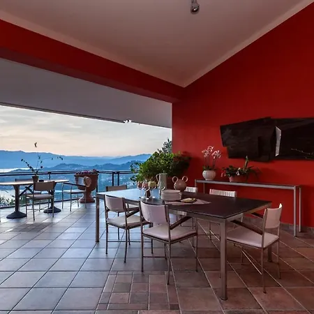 Villa Casa Angela Lerici